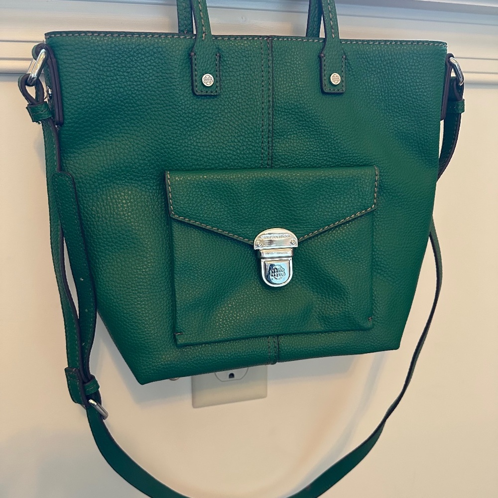 Dana Buchman Green Purse 9x11
